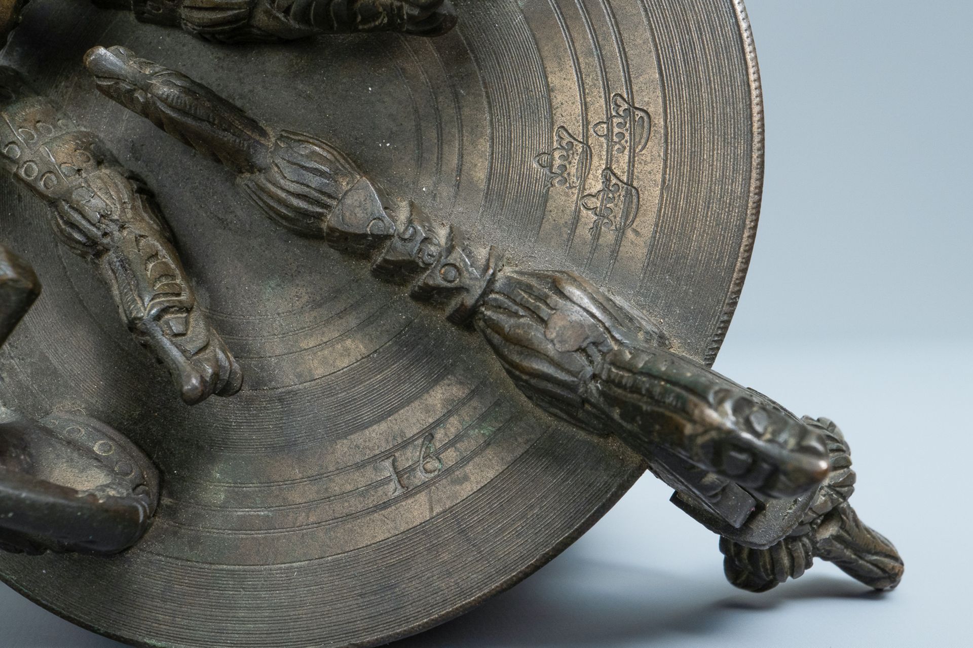 A bronze nest of weights, Nuremberg, Germany, early 17th C. - Image 13 of 15