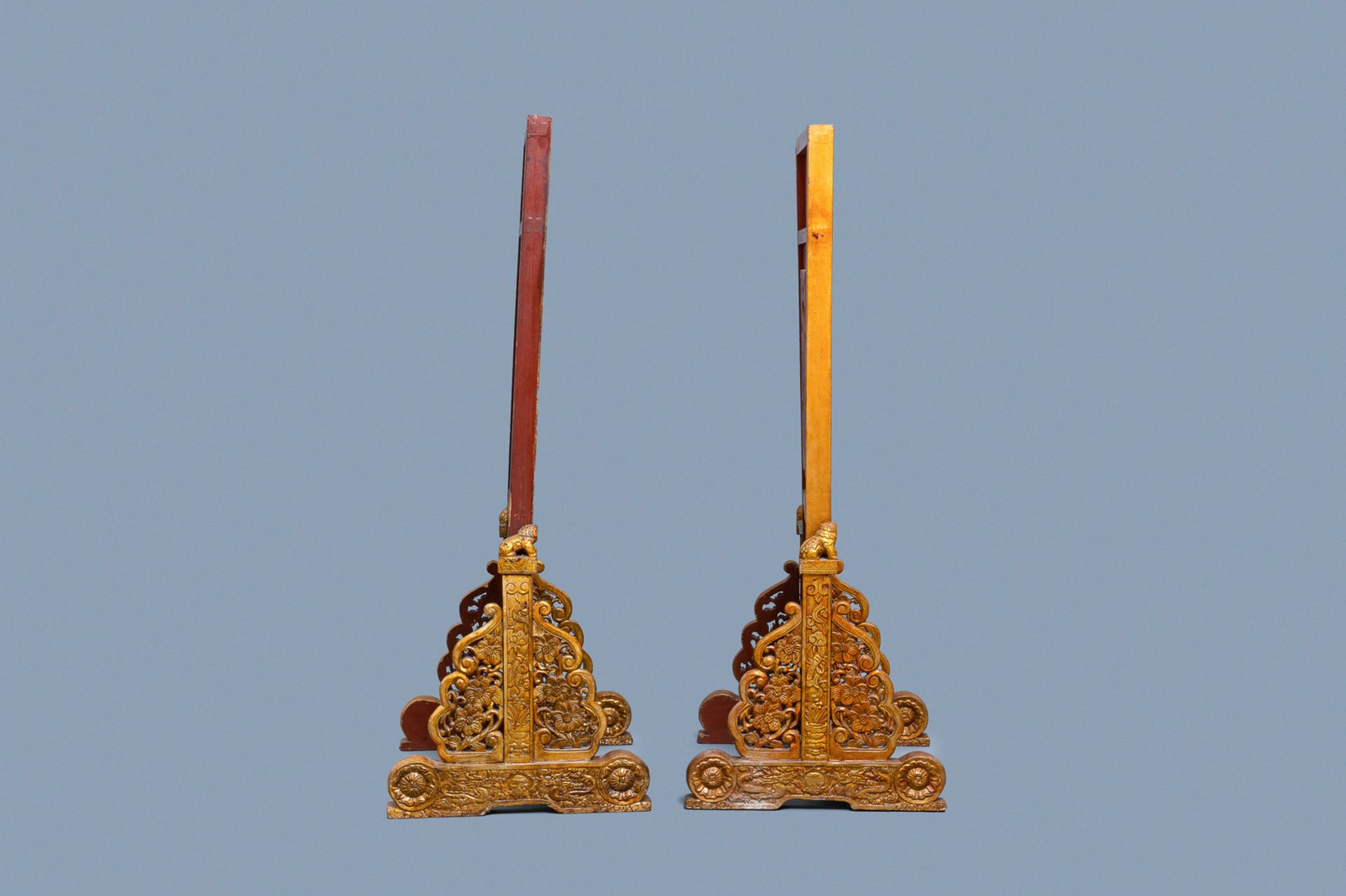 A pair of Chinese gilt carved wood screens for the Straits or Peranakan market, 19th C. - Image 4 of 12