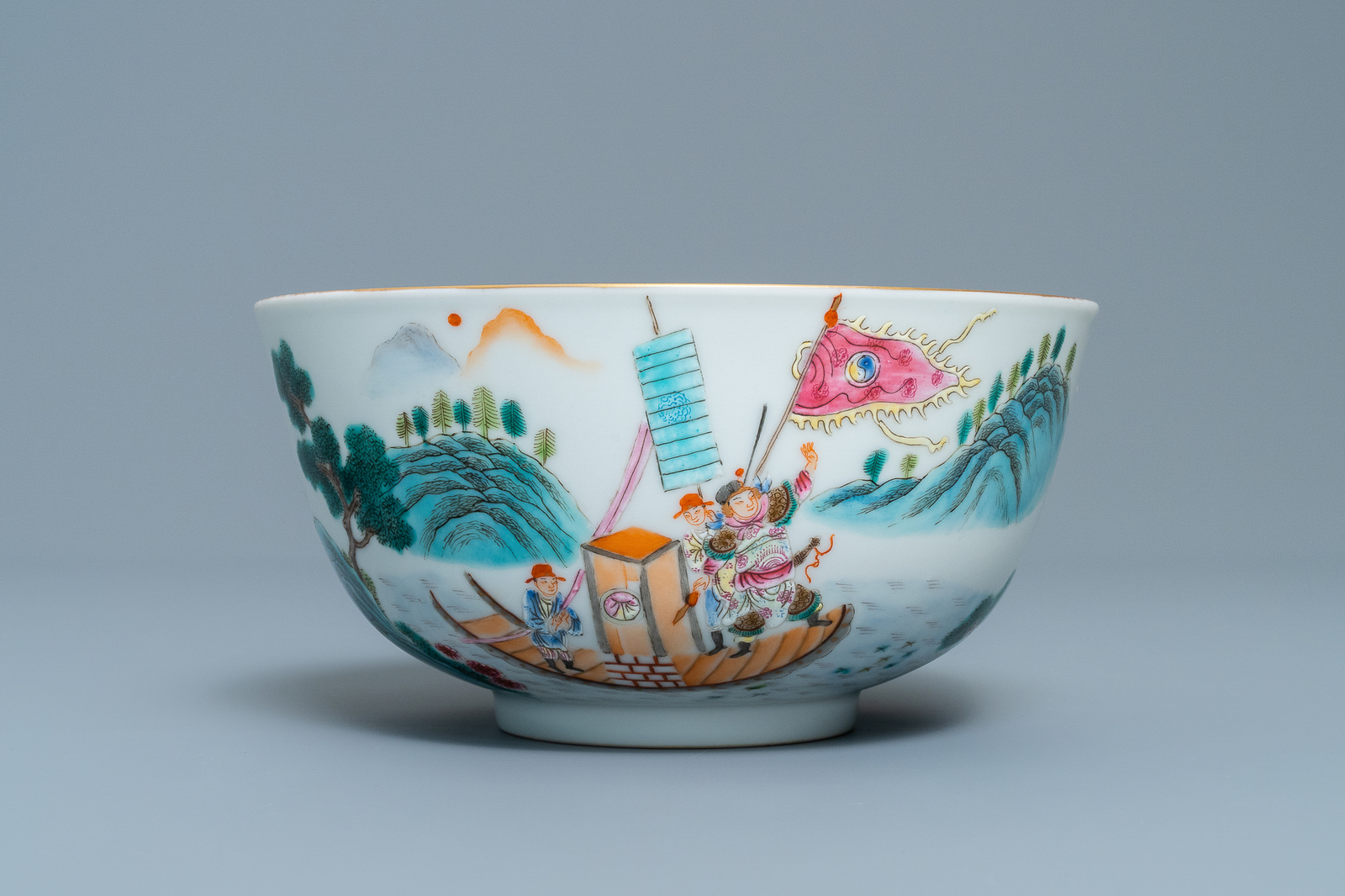 A fine Chinese famille rose bowl, Qianlong mark, 20th C. - Image 4 of 7