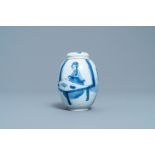 A Chinese blue and white covered tea caddy, Kangxi