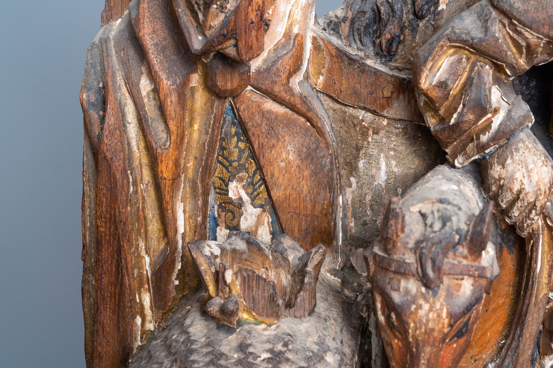 Two large polychromed wood 'Crucifixion' retable fragments, probably Brabant, 15/16th C. - Image 23 of 27