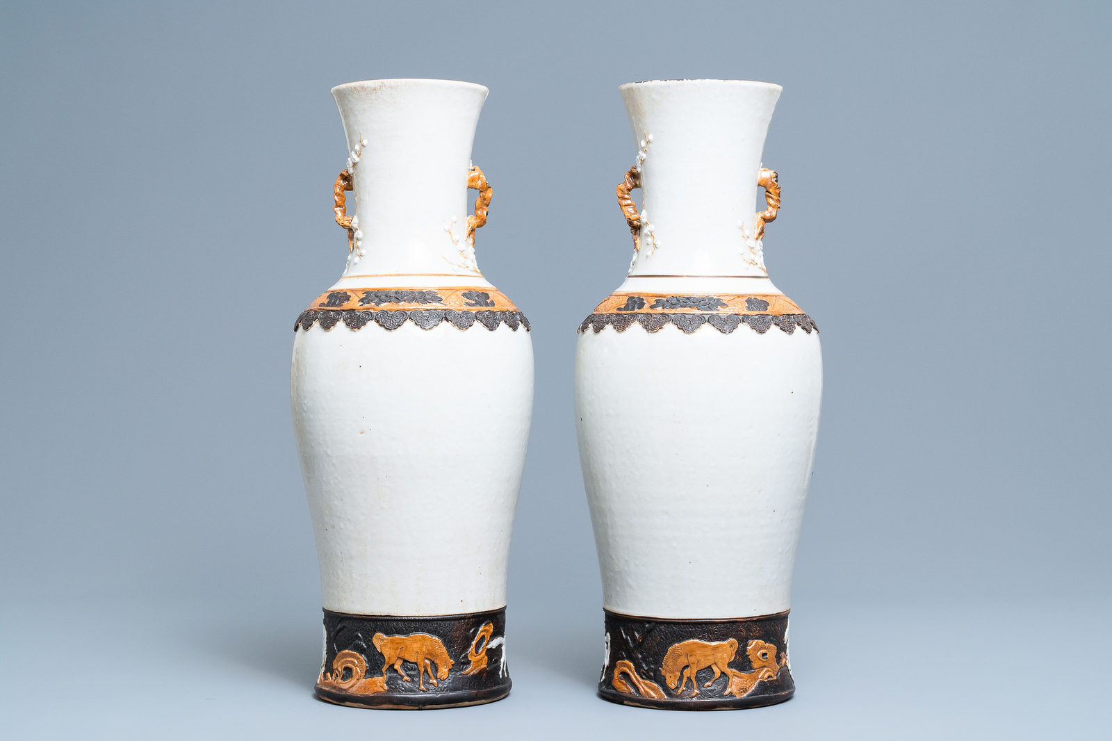 A pair of Chinese Nanking crackle-glazed vases with Li Tieguai, 19th C. - Image 3 of 6
