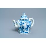 A Chinese blue and white teapot and cover, Kangxi