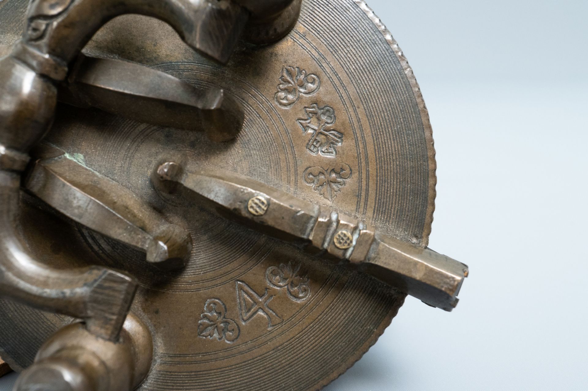 A bronze nest of weights, Nuremberg, Germany, 17th C. - Image 15 of 15