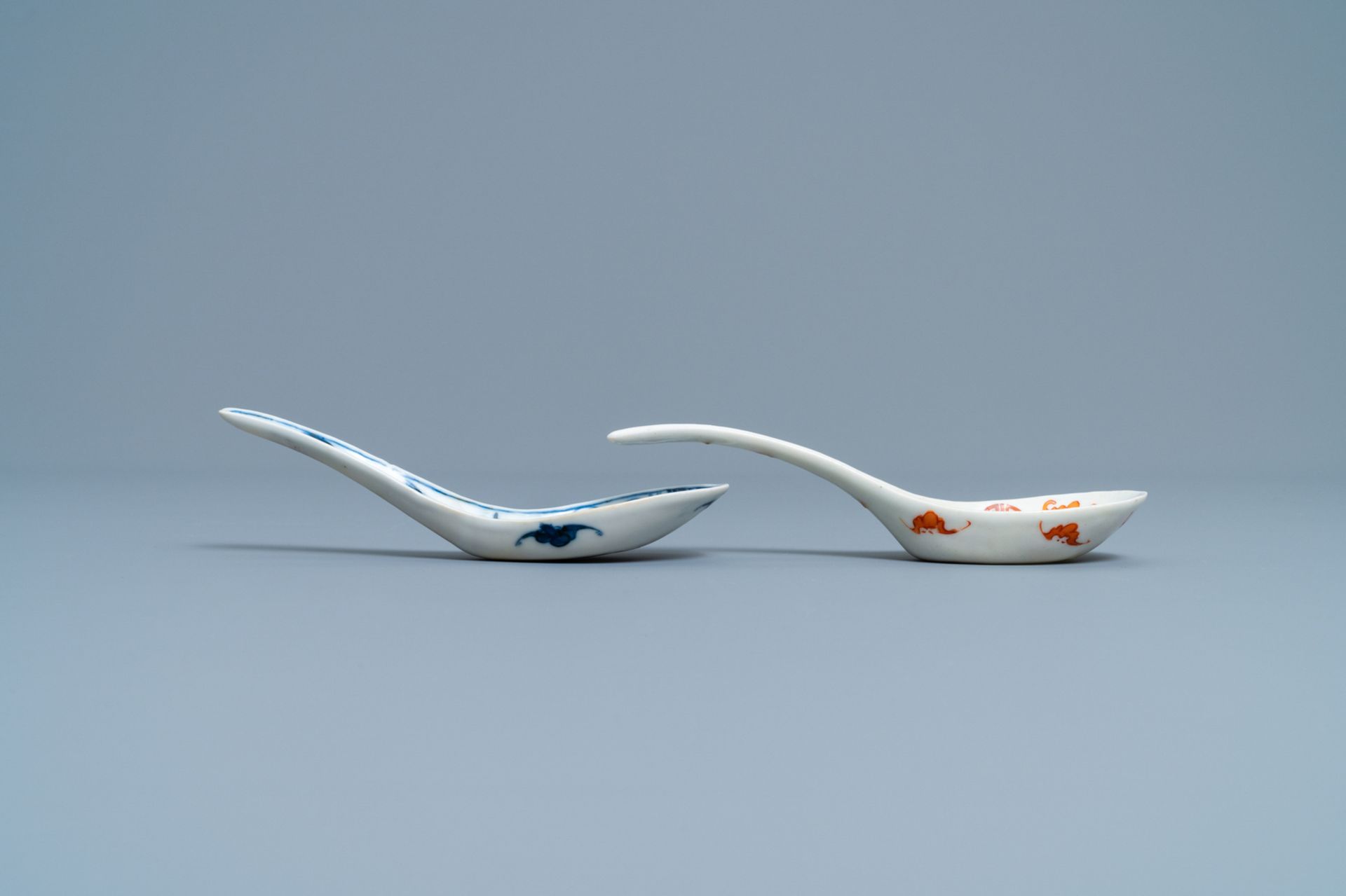 A Chinese blue and white and an iron red spoon, Daoguang and Guangxu mark and of the period - Image 4 of 4