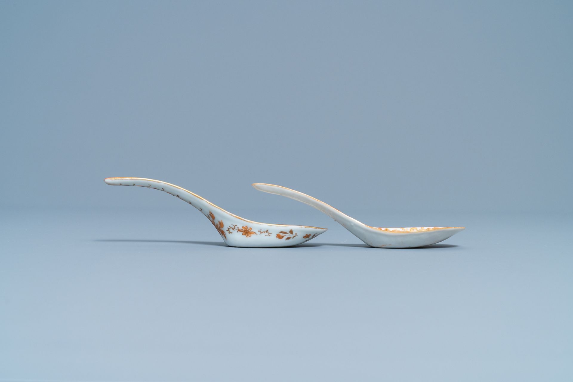 Two Chinese Thai market Lai Nam Thong spoons, 19th C. - Image 5 of 5