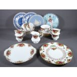ROYAL ALBERT OLD COUNTRY ROSES, approximately 22 pieces, 1st quality, and a quantity of display