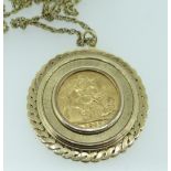 1907 EDWARD VII GOLD SOVEREIGN IN 9CT GOLD MOUNT ON 9CT GOLD CHAIN, 19.5grams overall