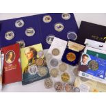 ASSORTED MODERN COMMEMORATIVE COINS ISSUED BY THE LONDON MINT OFFICE, THE ROYAL MINT, BRITISH