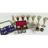 ASSORTED SILVER & SILVER PLATED ITEMS including a box set of tea spoons and sugar nips, boxed pair