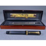 PARKER - 1999 chased black Parker Duofold Centennial Special Edition Greenwich fountain pen with