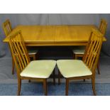 GOOD G-PLAN EXTENDING DINING TABLE and six chairs, 72cms H, 152.5cms L, 92cms W closed