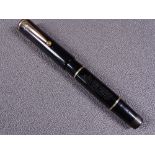 MABIE TODD - Vintage 1930s black Swan Mabie Todd L33/60 leverless fountain pen with gold trim and