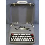 VINTAGE SMITH CORONA 'CORSAIR' TYPEWRITER, cased