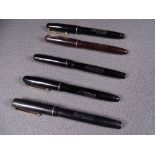 MABIE TODD - Vintage 1940s black Swan Mabie Todd 3160 self-filler fountain pen with gold trim and