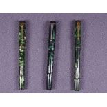 CONWAY STEWART - Vintage 1950s green marble Conway Stewart No 388 fountain pen with gold trim and