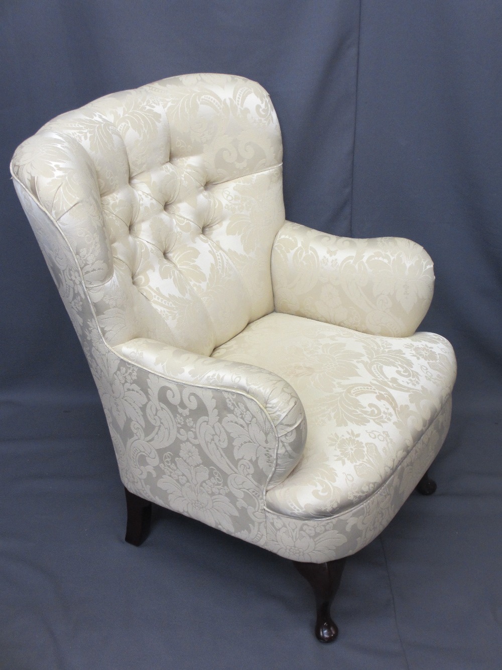 ANTIQUE STYLE BUTTON BACK UPHOLSTERED ARMCHAIR, 91cms H, 64cms W, 50cms D the seat