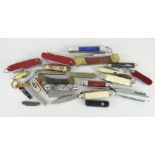 ASSORTED POCKET KNIVES