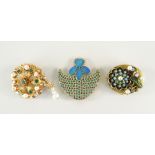 THREE YELLOW METAL BROOCHES set with assorted stones to include pearls, diamonds, opals, turquoise