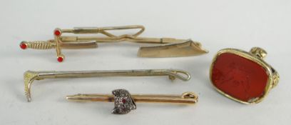 15CT GOLD FOX HEAD TIE CLIP SET WITH RUBIES AND DIAMOND CHIPS, Stratton tie clip in the form of a
