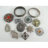 ASSORTED JEWELLERY to include silver, bangles, bar brooches, pendants ETC
