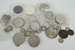 PARCEL OF MAINLY GB COINS TO INCLUDE 1891 CROWN, 1935 CROWN, 50 Franc coins, 1811 one penny token, 3