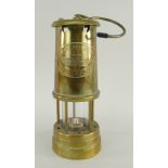 VALE TYPE MINERS LAMP FOR ABERAMAN COLLIERY NUMBER 227017