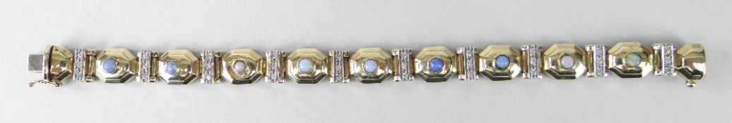 14K YELLOW GOLD LADIES BRACELET OF ALTERNATING OCTAGONAL OPAL MOUNTED TABLETS and tiny diamond set