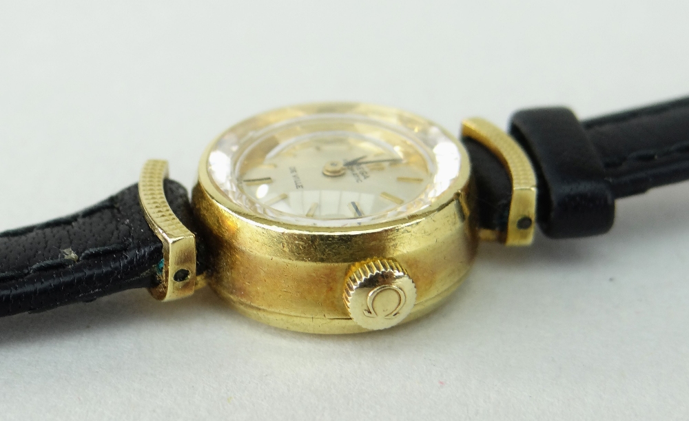 18K YELLOW GOLD LADIES OMEGA AUTOMATIC DE VILLE WRISTWATCH, numbered to inside of back cover ' - Image 4 of 4