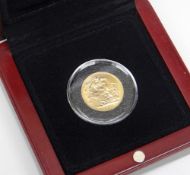 GEORGE V GOLD SOVEREIGN DATED 1925 IN PRESENTATION BOX with certificate of Authenticity and