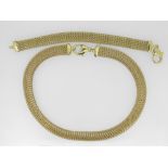 22CT (916) YELLOW GOLD FINE LINK NECKLET AND BRACELET ENSEMBLE, the necklet measuring 40cms long and