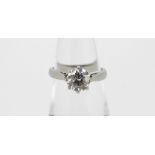 PLATINUM SET DIAMOND SOLITAIRE RING the modern round cut brilliant diamond measuring 1.0cts approx.,