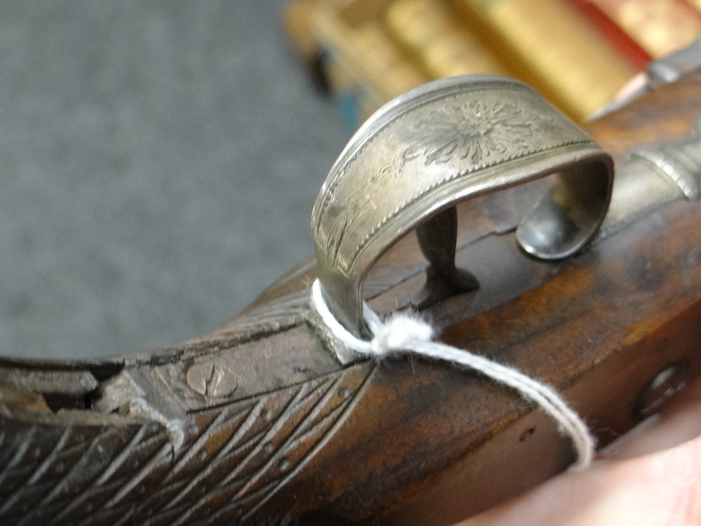 LATE 18TH / EARLY 19TH CENTURY FLINTLOCK PISTOL BY EDWARD BATE stamped maker's mark to yellow - Image 26 of 34