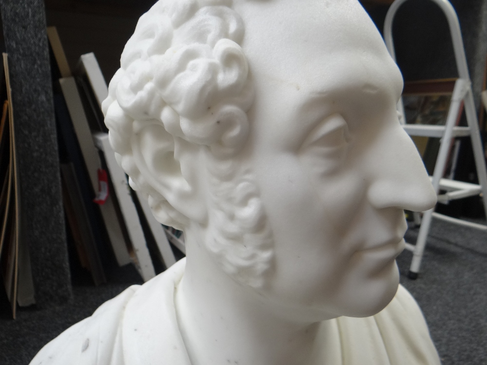 NINETEENTH CENTURY SCULPTOR marble bust - Sir Richard Hussey Vivian (1775-1842) in the classical - Image 13 of 13