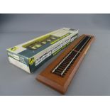 MODEL RAILWAY - Wrenn W6101C limited edition parlour car No 83, complete with plinth, nameplate,