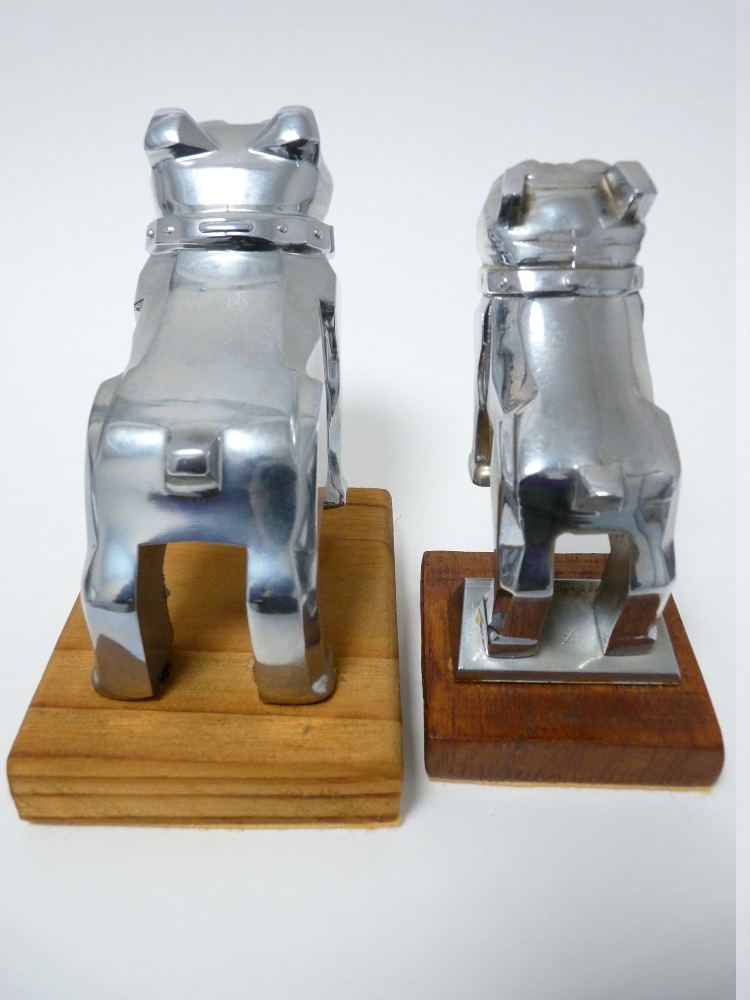 VINTAGE TRUCK MASCOTS X 2-MACK BULLDOGS two sizes including a 9.5cms H, 10cms L example and a 9.5cms - Image 4 of 5