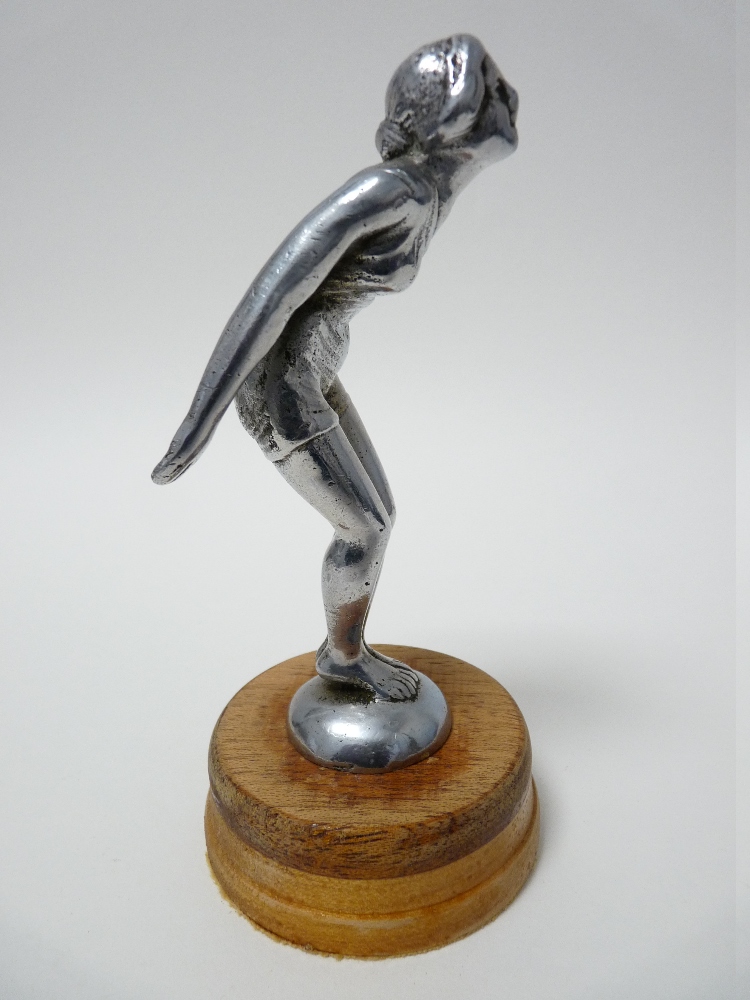 VINTAGE CAR MASCOT-BATHING BELLE umarked, circa 1920s, 12cms H. - Image 3 of 3