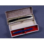 CONWAY STEWART - Vintage (late 1950s-60s) black Conway Stewart No 74 fountain pen with gold trim (
