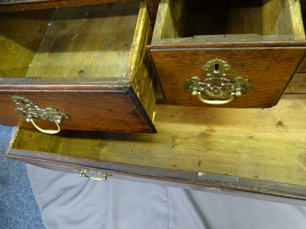 AN ANTIQUE OAK CHEST of 3 long and 2 short drawers with centre box drawer, 92 cms wide, 90 cms - Image 2 of 3