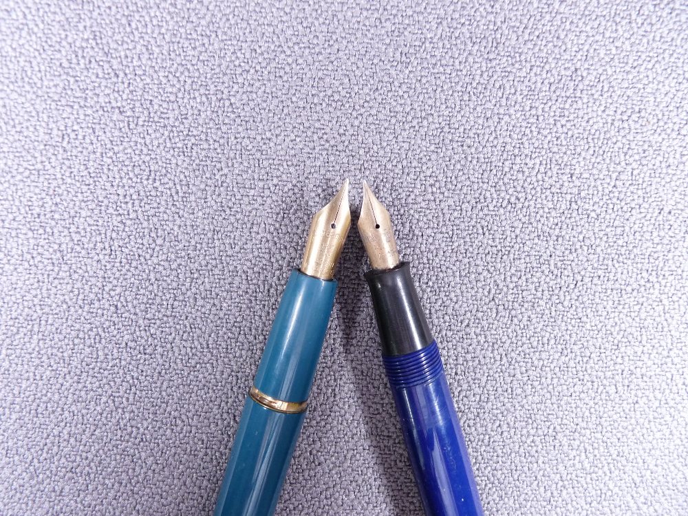 WATERMAN - Vintage (late 1940s) blue Waterman Champion 501 fountain pen, with gold plated trim and - Image 2 of 2
