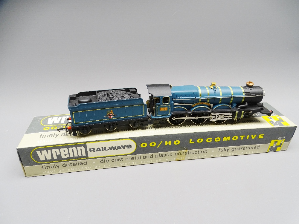 MODEL RAILWAY - WRENN W2223 B.R. blue "WINDSOR CASTLE". Boxed with packing rings