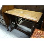 ANTIQUE OAK SIDE TABLE, 89cms wide