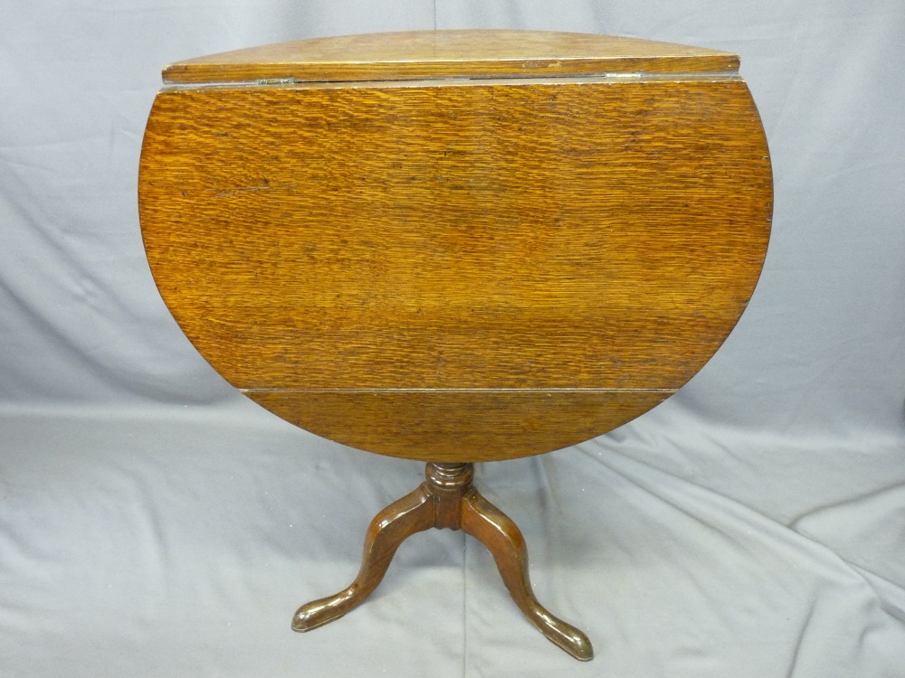 ANTIQUE OAK TWIN-FLAP TILT TOP TABLE turned column tripod base, 73.5cms high x 78cms diam. top x - Image 3 of 4