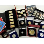 ASSORTED MODERN LONDON MINT & OTHER COINAGE COLLECTABLES including limited edition London 2012