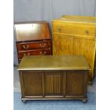 THREE VINTAGE & LATER FURNITURE ITEMS to include an oak tallboy, a lidded blanket chest with linen