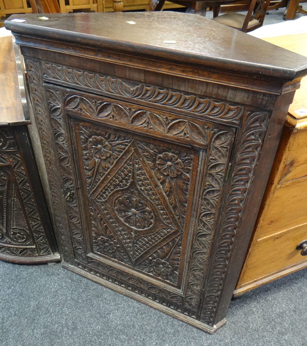 18TH CENTURY CARVED OAK HANGING CORNER CUPBOARD, 80cms high - Image 2 of 3