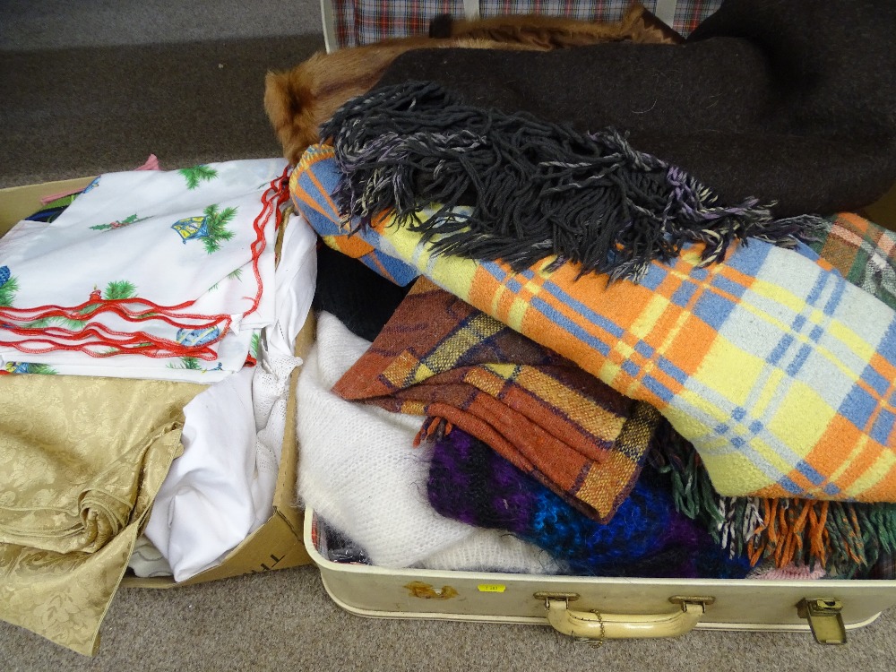 HOUSEHOLD LINEN, vintage blankets, fur stole ETC