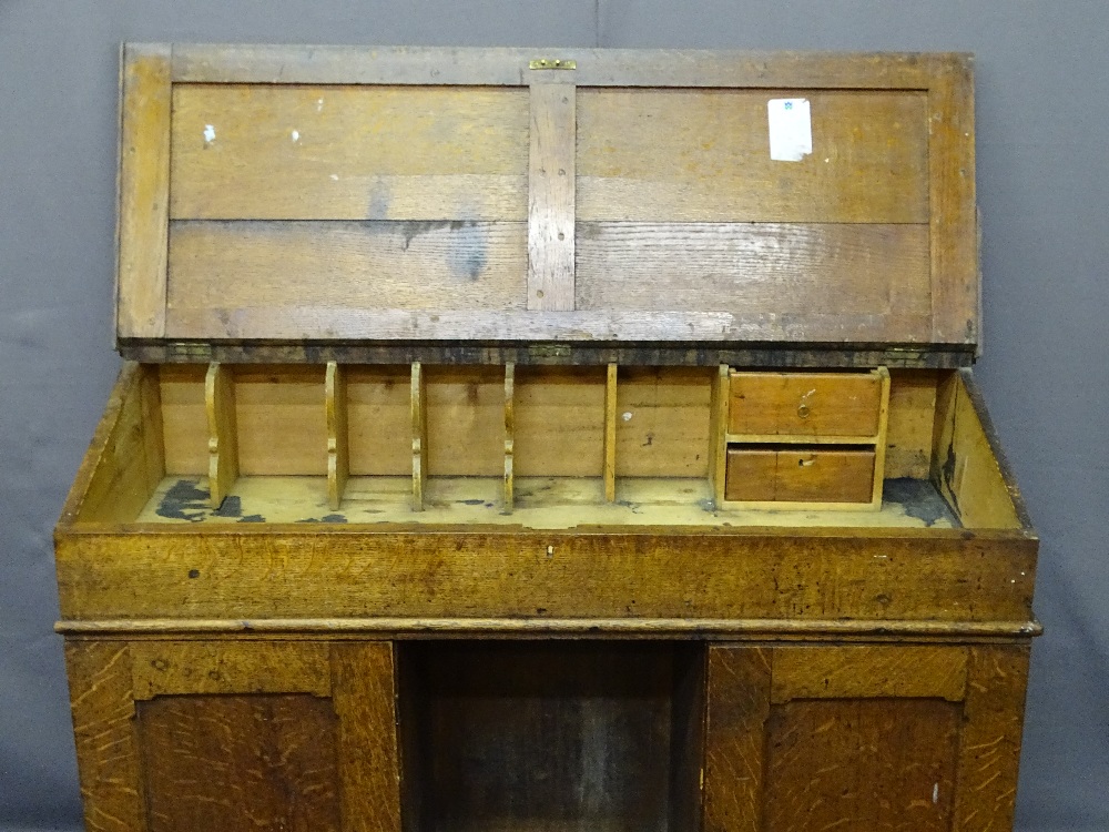 ANTIQUE OAK & PINE KNEEHOLE DESK, the interior with drawers and pigeonholes, 92.5cms H, 116cms W, - Image 2 of 2