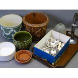 MIXED GROUP OF COLLECTABLES to include a Wedgwood green Jasperware planter, a salt glazed