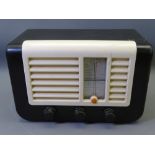 EKCO VINTAGE RADIO, 20cms H, U29 Bakelite case